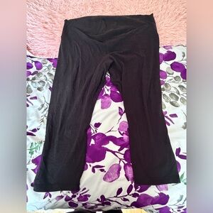 lululemon athletica Black Leggings capri size 20
